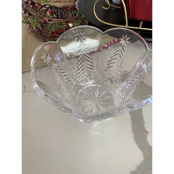 Vintage Mikasa Glass Christmas Bowls.  2 Holiday Vintage Glass Bowls. - Picture 2 of 5